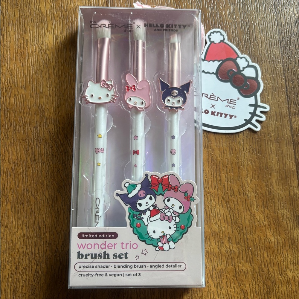 Crème Shop Hello Kitty Wonder Trio Brush Set